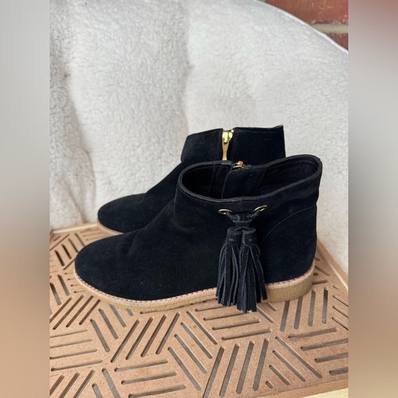 Womens Kate Spade New York Bellamy Tassel Flat Ankle Boots Size 7.5 - Picture 2 of 7